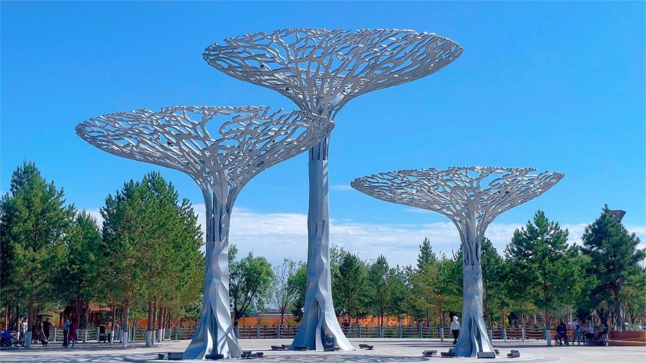 скульптура из нержавеющий стали
